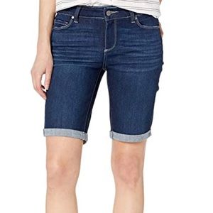 💕NWOT PAIGE JAX KNEE SHORT💕